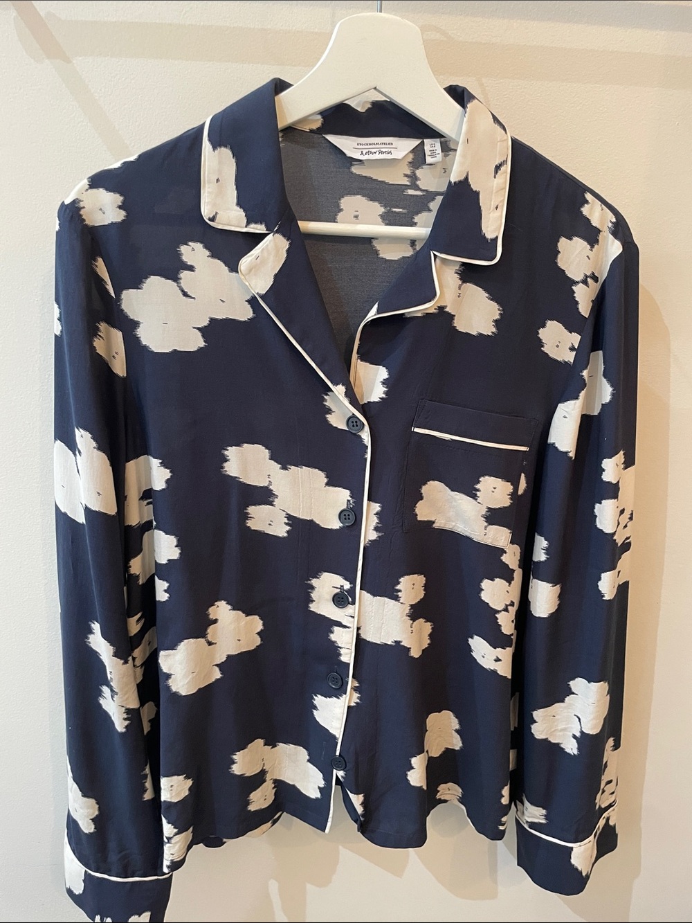 & Other Stories Navy and White Pajama Style Printed Button-Front Shirt